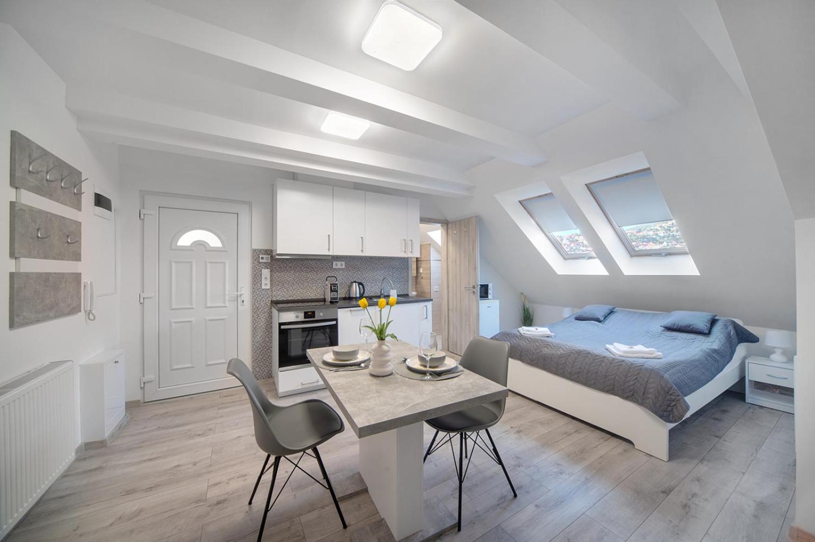 Agoston Apartman 1-2 - Lora,Marci Печ Екстериор снимка